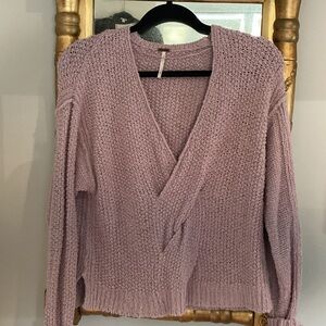 Free People lavender long sleeved cropped sweater